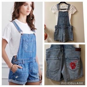 Hollister Overall shorts
